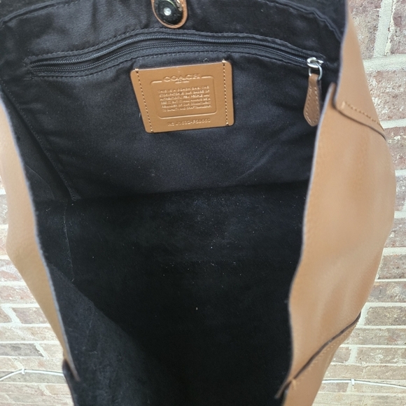 Coach Derby Brown Tote - Picture 6 of 10